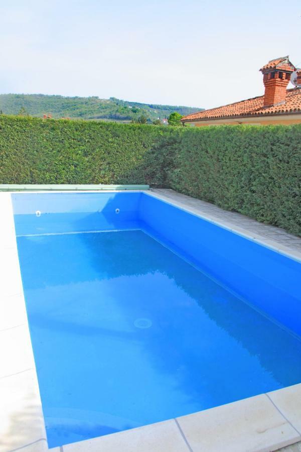Spacious Villa In Parecag With A Swimming Pool Sečovlje 외부 사진